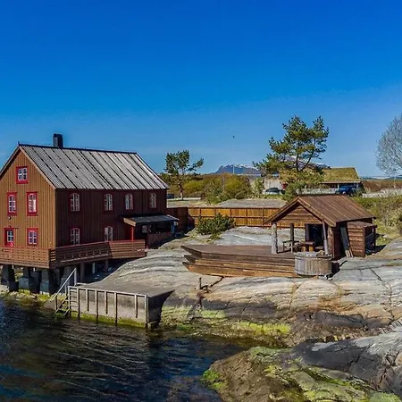 Sea Lodge Coast, Kristiansund * Bergesoya